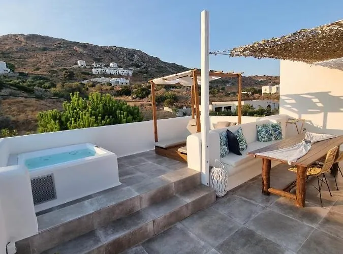 Ninemia Naxos Suites Agios Thaleleos photo